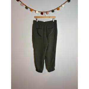 Ann Taylor forest green pull on jogger pants thumbnail 2