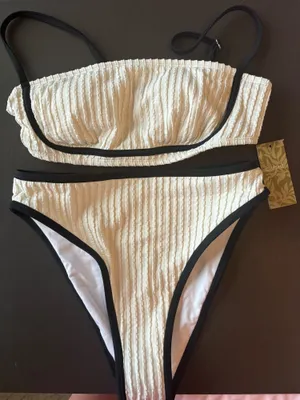 Cupshe Coastal Rib Piping Bandeau & High-Rise Bottoms Set thumbnail 4