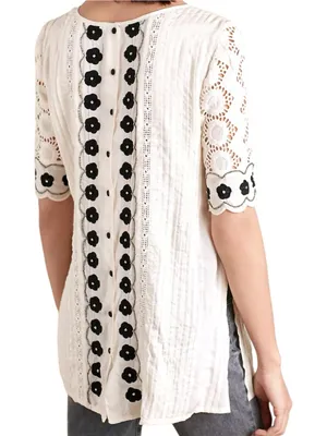 Anthropologie Floreat 4 White Eyelet Lace Black Floral Trim Veille Peasant Top thumbnail 2