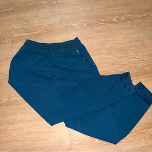 Barco One Women’s Scrub Pants Small Petite Blue Jogger Workwear thumbnail 3