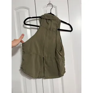 American Eagle Sleeveless Button Down Safari Olive Green Split Back XS‎ Boho thumbnail 4