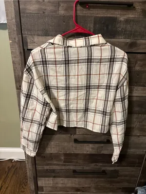 SHEIN Cream Plaid Cropped Button-Down Shirt with Black & Brown Stripes thumbnail 4