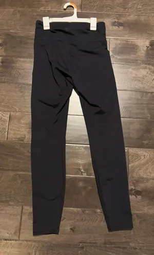 All In Motion Black Yoga Leggings thumbnail 2