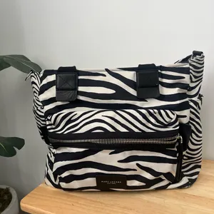 Marc Jacobs Black and White Zebra Print Travel diaper bag, tote Beach Bag thumbnail 7