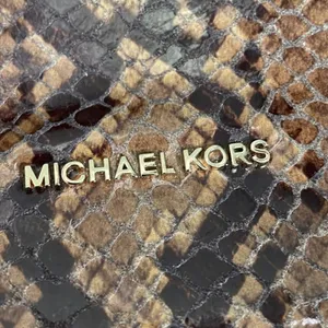 Michael Kors Snakeskin Embossed Leather Crossbody Bag Brown Gold Chain Tassel‎ thumbnail 13