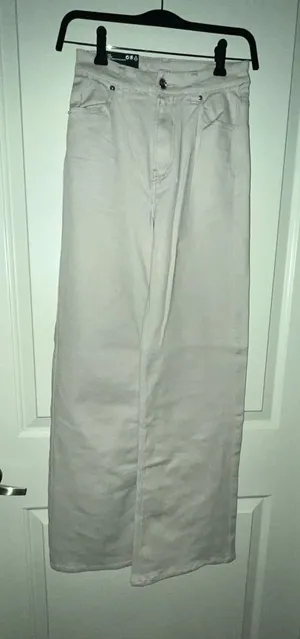 Divided Cream High-Waist Wide-Leg Pants thumbnail 1