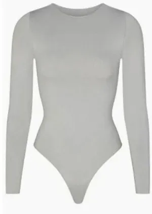 Skims ESSENTIAL LONG SLEEVE SCOOP NECK BODYSUIT Light Grey S/M thumbnail 1