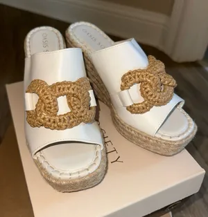 White and beige wedges Size 8 thumbnail 1