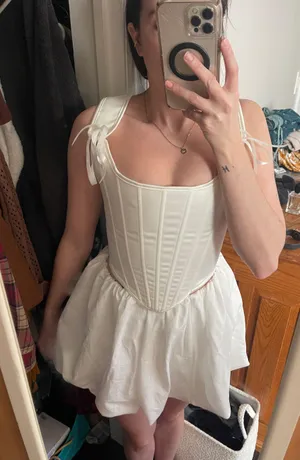 Scarlet Darkness White two piece set thumbnail 1