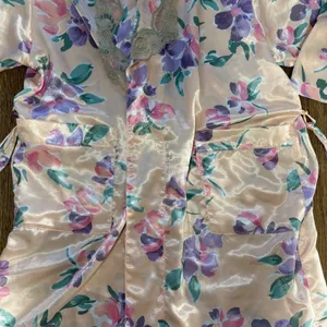 VTG Victorias Secret‎ Gold Label Floral Satin Robe Lace Light Pink Romantic sz M thumbnail 9