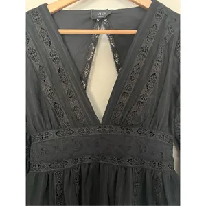 Vici‎ Black Long Sleeve V-Neck Open Back Dress thumbnail 5