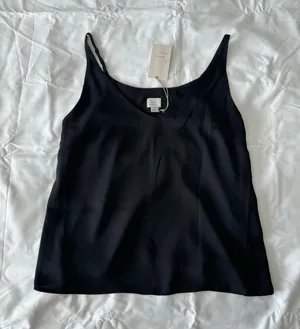Black Solid Tank Top thumbnail 1