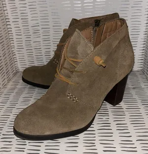 Sperry Women's Dasher‎ Gale Boot Size 9 Block Heel Bootie Lace Up Tan Suede thumbnail 1