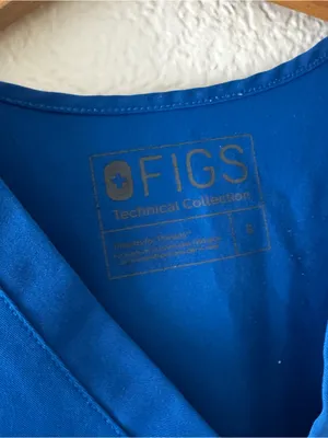 Figs Winning Blue Women’s Catarina One Pocket Scrub Top thumbnail 3