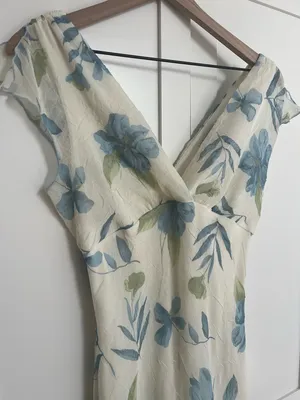 Vintage floral dress thumbnail 2