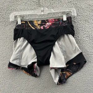 Lululemon Hotty Hot Low Rise Shorts 4" Veiled Floral Black Athletic‎ Running W 4 thumbnail 4