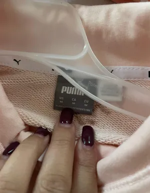 Woman’s  Pullover thumbnail 3