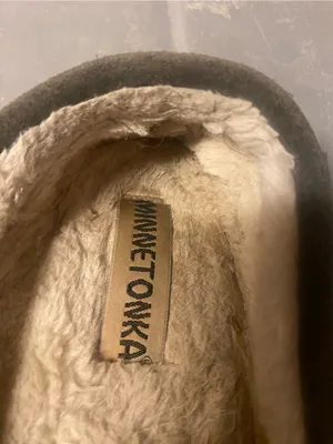 Minnetonka Moccasin Slippers Shoes Cally Size 7.5 Brown Suede Fur Inside 4015 H thumbnail 6