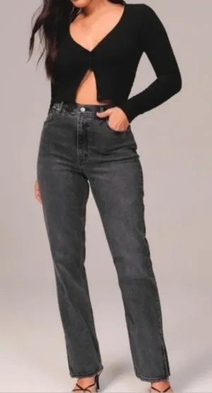 Abercrombie Curve Love The '90s Relaxed Jean High Rise thumbnail 1