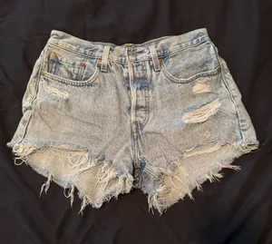 Levi’s 501 Shorts thumbnail 1