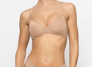 SKIMS Wireless Push Up Bra 36D thumbnail 1