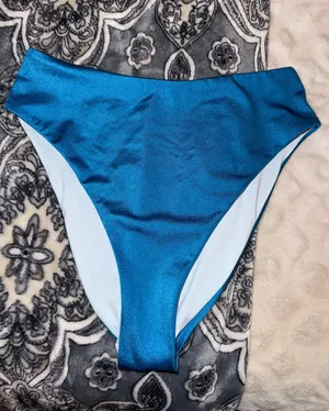 Victoria's Secret High Waisted Bikini thumbnail 1