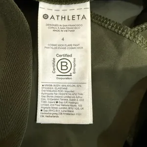 Athleta Cosmic Kick Flare Pant Womens 4 Green High Rise Athleisure 981485 thumbnail 7