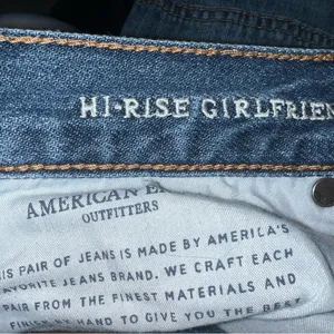 American Eagle Hi-Rise Girlfriend Distressed Jeans size 16 thumbnail 6