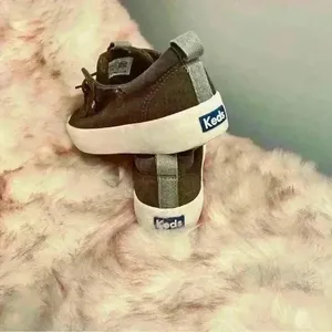 Keds Women's Olive Green Sneakers thumbnail 3