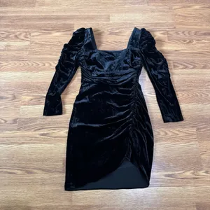 Veronica Beard Toki Black Velvet Long Sleeve Mini Dress Women’s Size 4 thumbnail 12