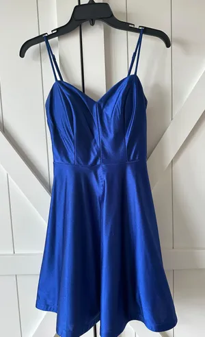 Blue Formal Dress Short Size 2 thumbnail 1