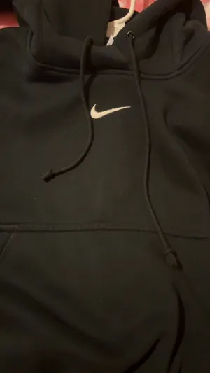 Nike Pullover Hoodie thumbnail 2