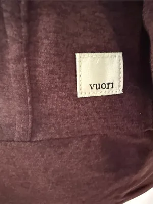 Vuori Woman’s Halo Performance Hoodie 2.0 in Fig Heather thumbnail 4