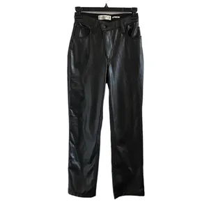 Abercrombie & Fitch 90s Straight Ultra High Rise Leather Pants Curve Love thumbnail 4