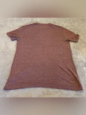 Women’s Aeropostale Heather Maroon Short Sleeve Graphic Tee Size Medium thumbnail 5