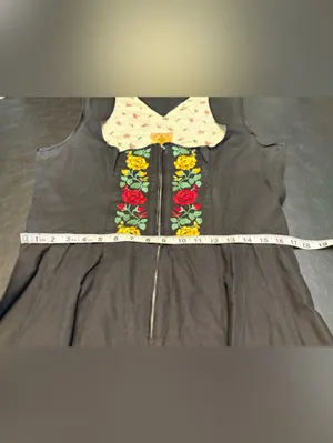 Vintage Riehl Modell Berchtesgaden German Dirndl Dress Black Floral Embroidery M thumbnail 10