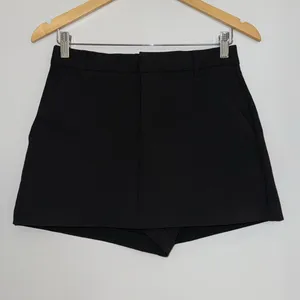 MOVING SALE Zara Black Mini Skort thumbnail 6