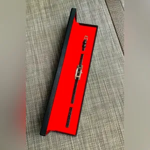 Super CUTE ❤️ GUCCI watch❤️ thumbnail 4