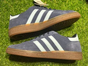 Adidas Spezials unisex style and color women 10, men’s 9 thumbnail 5