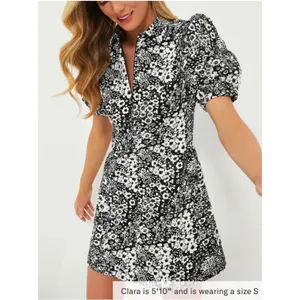 Hyacinth House Dress Chrysanthemum Front Zip Mini Puff Sleeve Black White Floral thumbnail 3