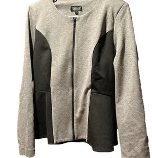 Top shop size 12 zip up top good condition thumbnail 1