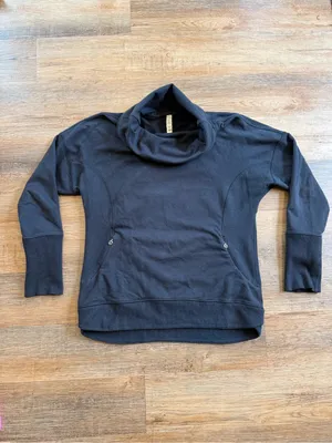 lululemon athletica Black Cowl Neck Pullover Size 10 thumbnail 5