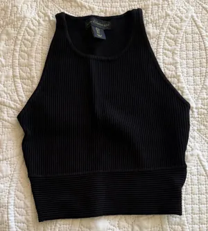 House of Harlow 1960 Black Ribbed Crop Top thumbnail 1
