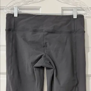 ALO Yoga Women's Charcoal Moto Leggings thumbnail 8