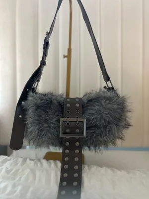 Furry shoulder bag Gray thumbnail 1