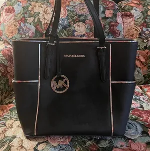 Michael Kors Jet Set Specchio Leather Tote Bag thumbnail 1