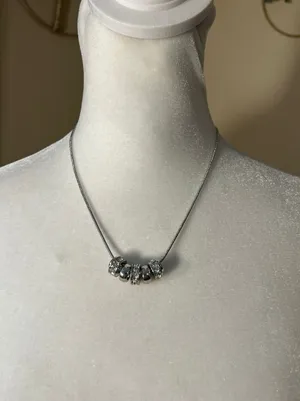 NWT! Guess Silver Tone Snake Chain Rhinestone Sliding Rondelle Ring Necklace thumbnail 1