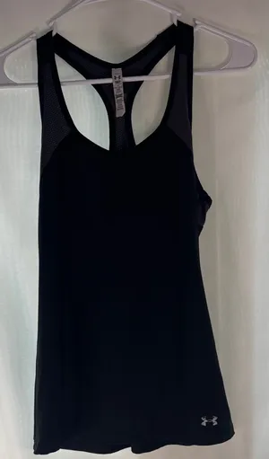 Under Armour Women's Sleek Black Tank Top thumbnail 1