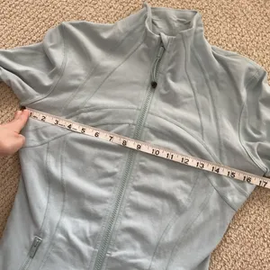 LULULEMON Define Jacket Hazy Jade Size 6 Luon Full Zip Stretch Soft Women’s GUC thumbnail 10