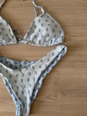 Rhythm. Pale Blue Floral Triangle Bikini Set Size L thumbnail 2